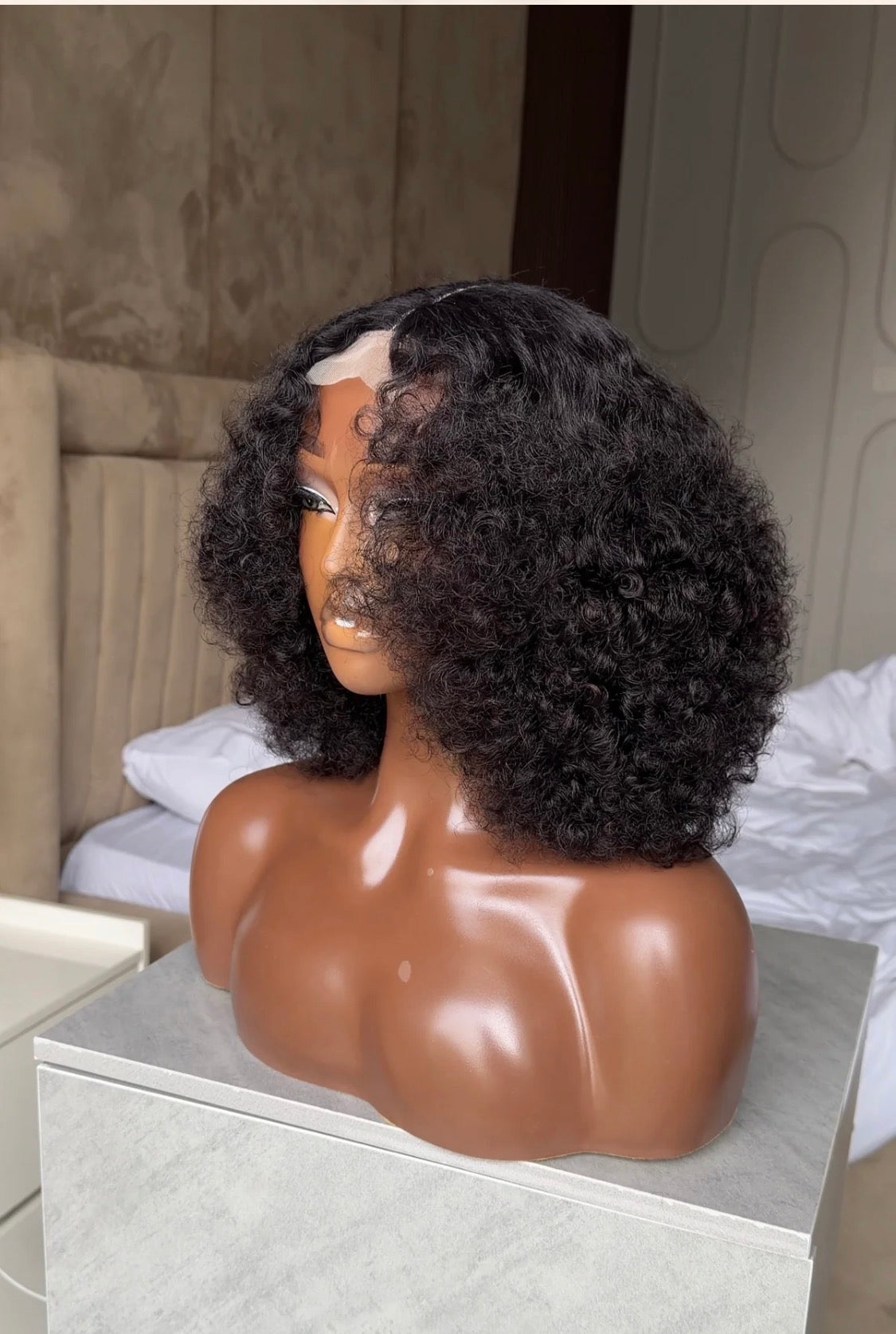 Wig Nelly